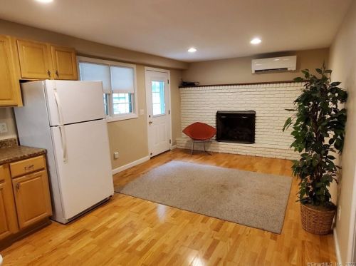 3 Dunn Rd, Coventry CT  06238-1179 exterior