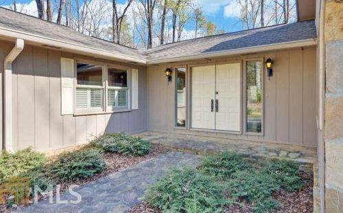 927 Long Rd, Toccoa, GA 30577-6848