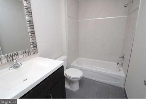 113 Gay St, Philadelphia PA  19127-1323 exterior