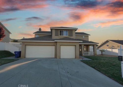 42333 Ridge View Dr, Lancaster, CA 93536-7383
