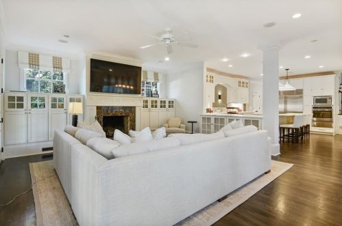 414 Brentwood Dr, Atlanta GA  30305-3205 exterior