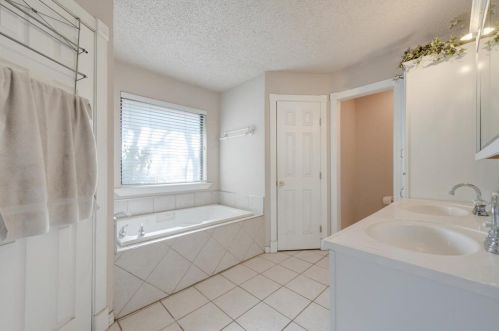 3101 Glenview, Carrollton TX 75007-2714 exterior