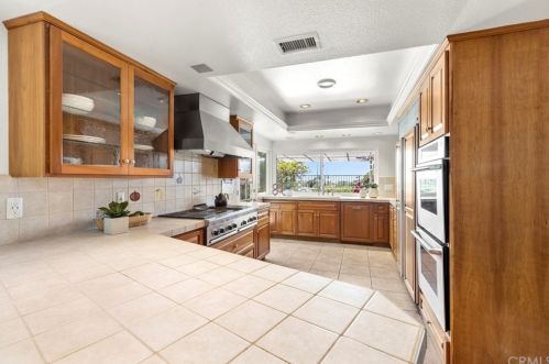 19165 Croyden Ter, Irvine CA  exterior