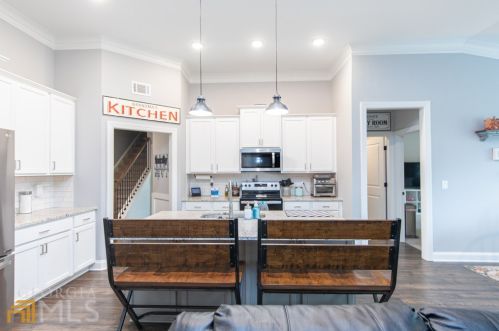 2368 Cotton Gin Row, Jefferson GA  30549-8811 exterior