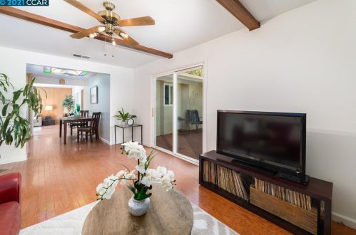 866 San Simeon Ct, Concord CA  94518-2316 exterior