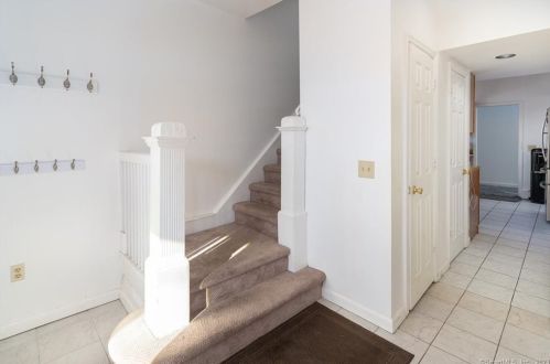 72 Osborne Ave, Norwalk CT  06855-1020 exterior