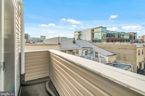 528 13 St, Philadelphia PA  19147-4533 exterior