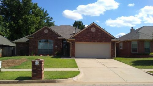 1412 182nd St, Edmond, OK 73012-4020