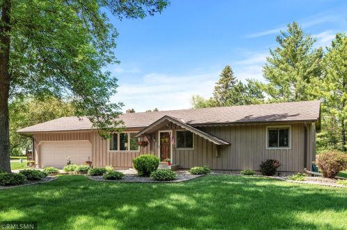 789 Heather Dr, Saint Paul MN  55126-3117 exterior