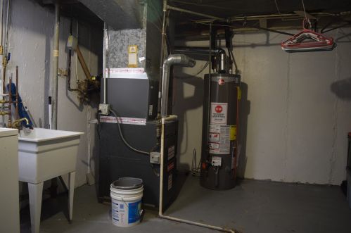 7795 Nordica Ave, Niles IL  60714-3311 exterior