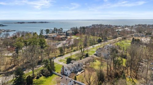 49 Highland Ave, Norwalk, CT 06853-1511