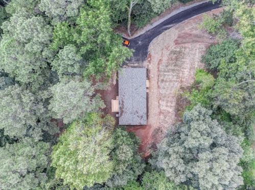 275 Old Cove Rd, Big Canoe, GA 30143-3375