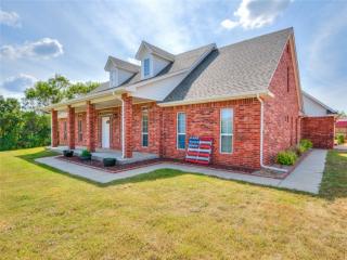 1208 County Street 2900, Tuttle, OK 73089-3503