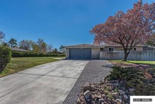 100 Mankato Dr, Reno, NV 89511-9250