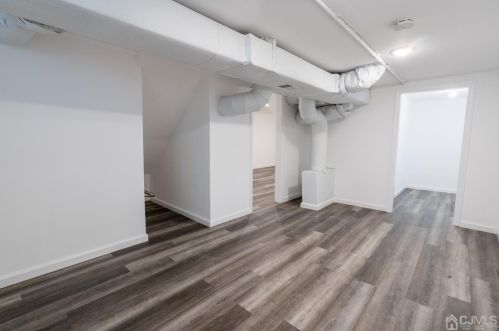 11 Westside Ave, Tinton Falls NJ  07701-1409 exterior