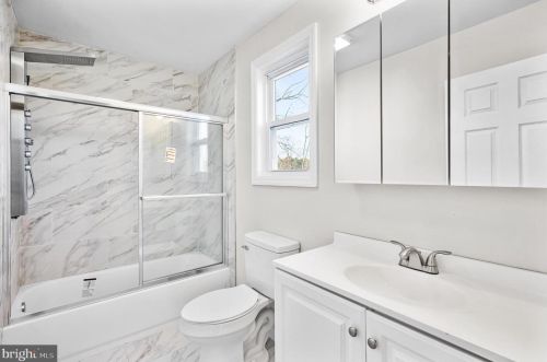 52 Fox Chase Dr, Blenheim NJ  08012-4462 exterior
