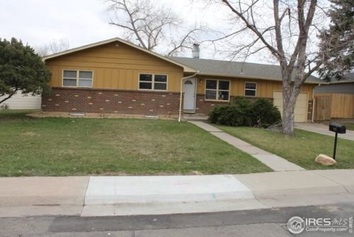 916 Timber Ln, Fort Collins, CO 80521-3135