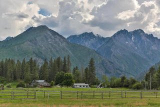 8201 Leavenworth Rd, Plain, WA 98826-9363