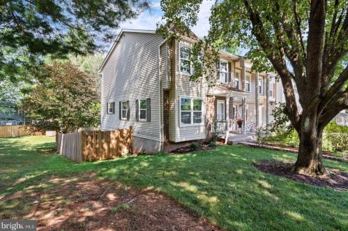 14096 Geraldine Ct, Woodbridge, VA 22193-2442