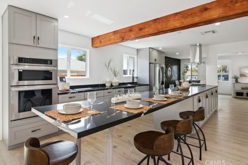 1442 Burroughs St, Oceanside CA  92054-5431 exterior