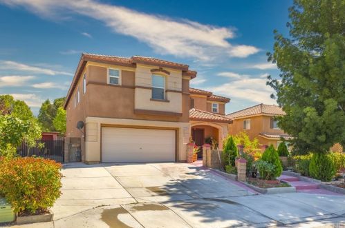 2114 Krystal Ave, Lancaster, CA 93536-5220