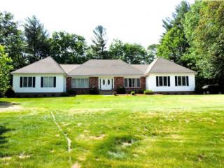 7 Darrow Way, Londonderry, NH 03053-2860