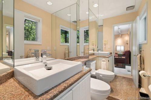 2740 Edgewood Ln, Bannockburn IL  60015-1617 exterior