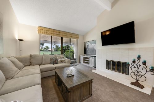 78580 Montego Bay Cir, Indio, CA 92203-1565