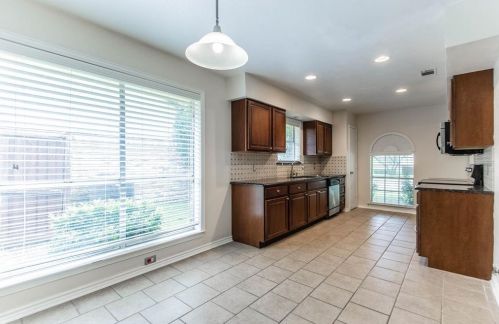 6007 Canyon Springs Rd, Dallas TX  75248-2116 exterior