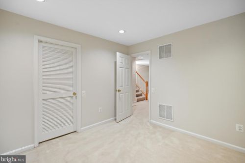 1804 Carters Grv Dr, Silver Spring MD 20904-6625 exterior