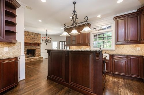3986 Fernway Ct, Atlanta GA  30319-1667 exterior