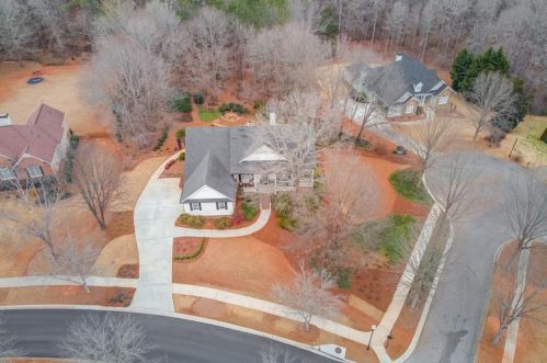820 Providence Club Dr, Monroe, GA 30656-6221