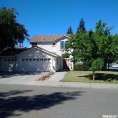 3445 Bradley Ave, Turlock, CA 95382-0487