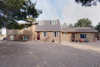 33259 Pikes Peak Dr, Greeley, CO 80631-9408