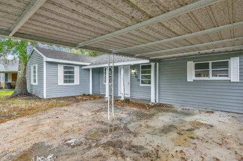 500 Farrer St, Angleton TX  77515-5028 exterior