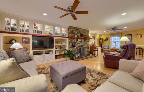 2078 Jarvis Rd, Lancaster PA  17601-6026 exterior