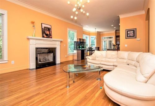 205 Fieldsborn Ct, Atlanta GA  30328-1039 exterior