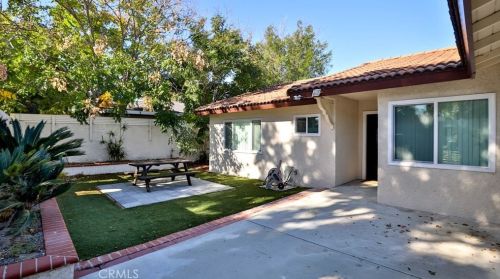 1555 Kimberly Ave, Anaheim CA  92802-2707 exterior