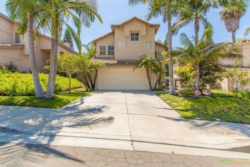 1645 Calle Las Casas, Oceanside, CA 92056-6534