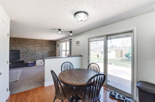 4052 Harris Ln, Springfield OH  45503-6458 exterior