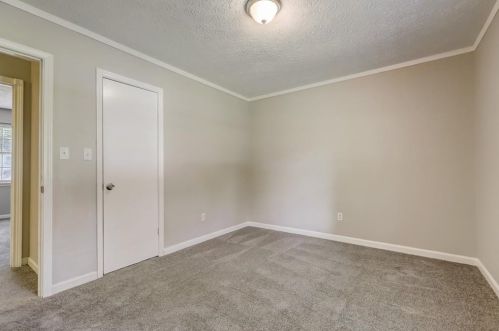1586 Flat Rock Rd, Stockbridge GA  30281-2034 exterior