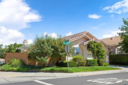 31022 Bunker Dr, Temecula, CA 92591-3904