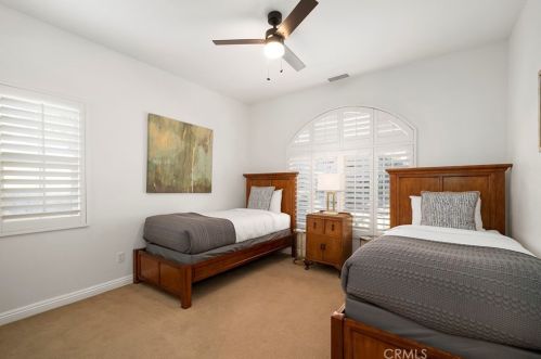 40107 Calle Breve, Temecula CA  92592-8692 exterior