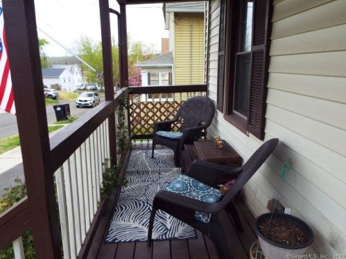 20 Union St, Wallingford, CT 06492-4107