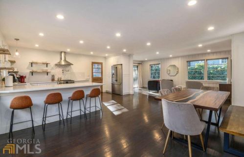 4011 Arden Way, Atlanta GA  30342-3947 exterior
