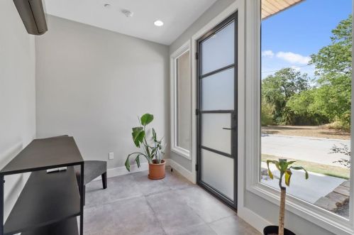 2528 Galvez Ave, Fort Worth TX  76111-1162 exterior