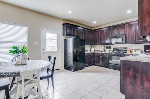 4105 Tiburon St, Fort Worth TX  76106-2609 exterior