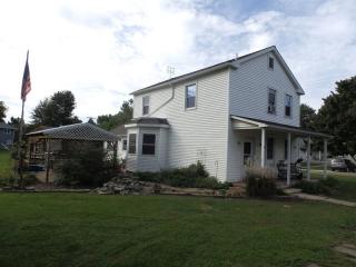 215 Union St, Griggsville, IL