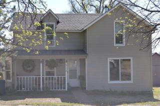 512 4th St, Ellsworth, KS 67439-3629