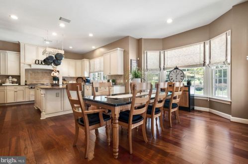 1500 Sandy Glenn Pl, Sandy Spring MD  20860-3007 exterior